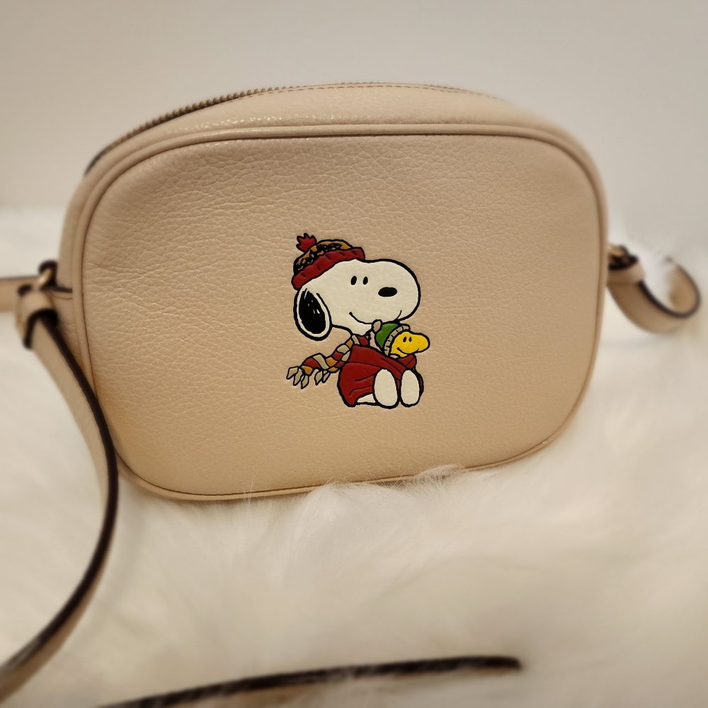Coach x Peanuts (Snoopy) Mini Jamie Camera Bag